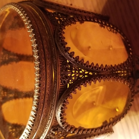 Antique Ormolu Filigree Footed Jewelry Box - Picture 15 of 16